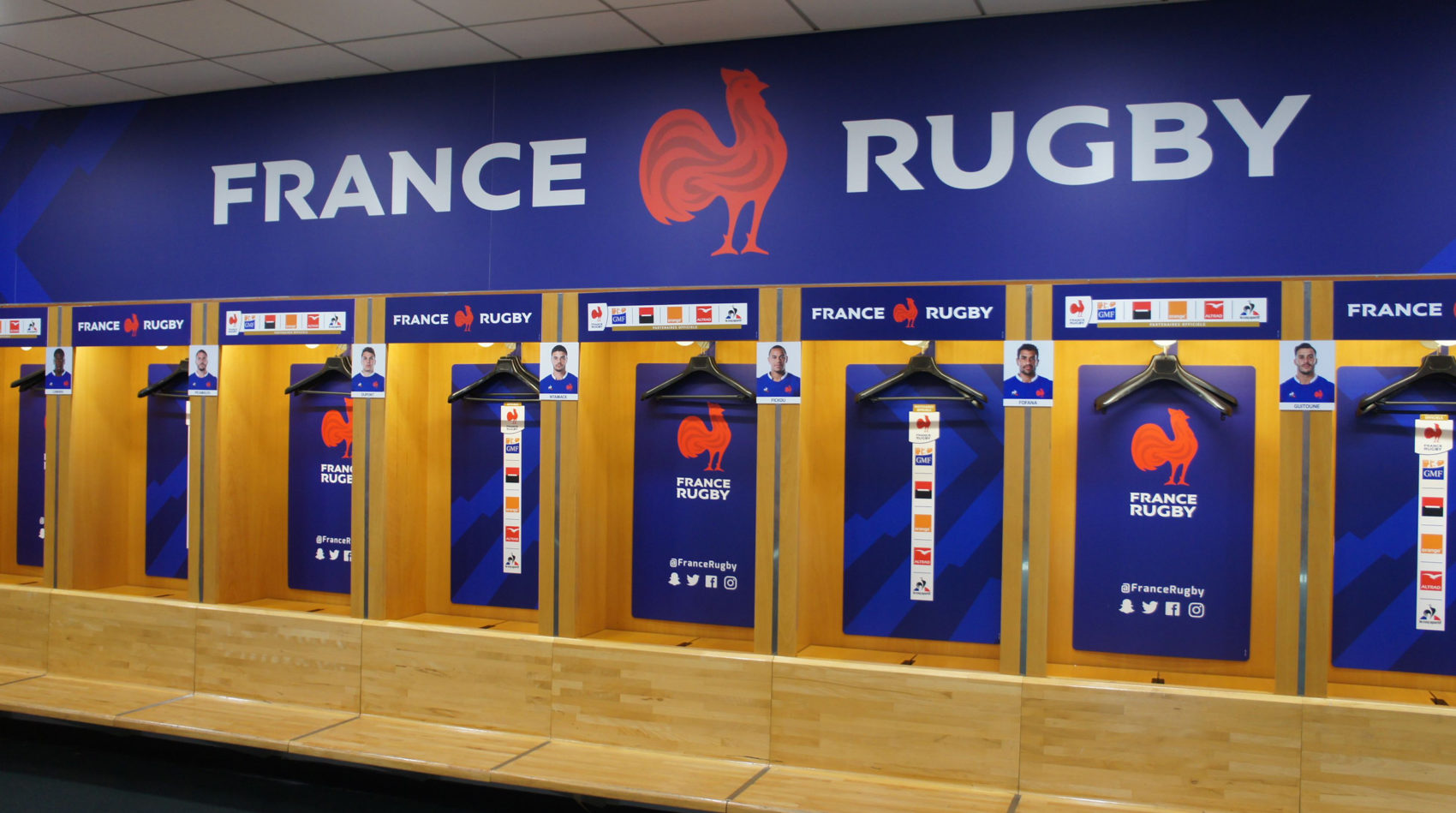 Projet_project_leroy_tremblot_FFR_federation_francaise_rugby_french_nouvelle_identite_new_identity_habillage_vestiaire